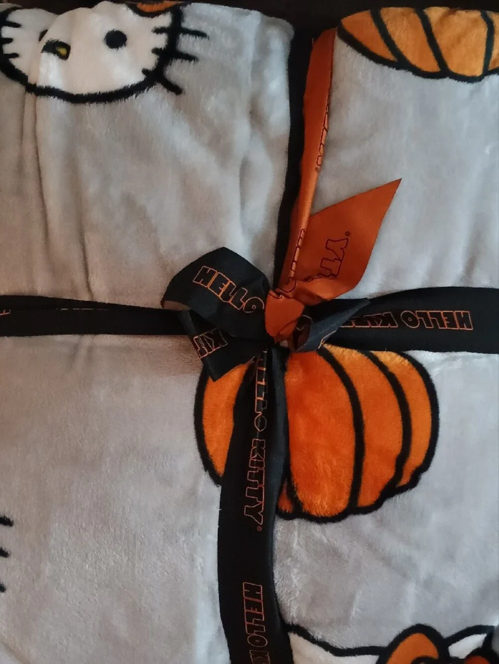 WT Set of 2 Hello Kitty Halloween Blanket Full Queen 90x90 Pink Grey Pumpkin